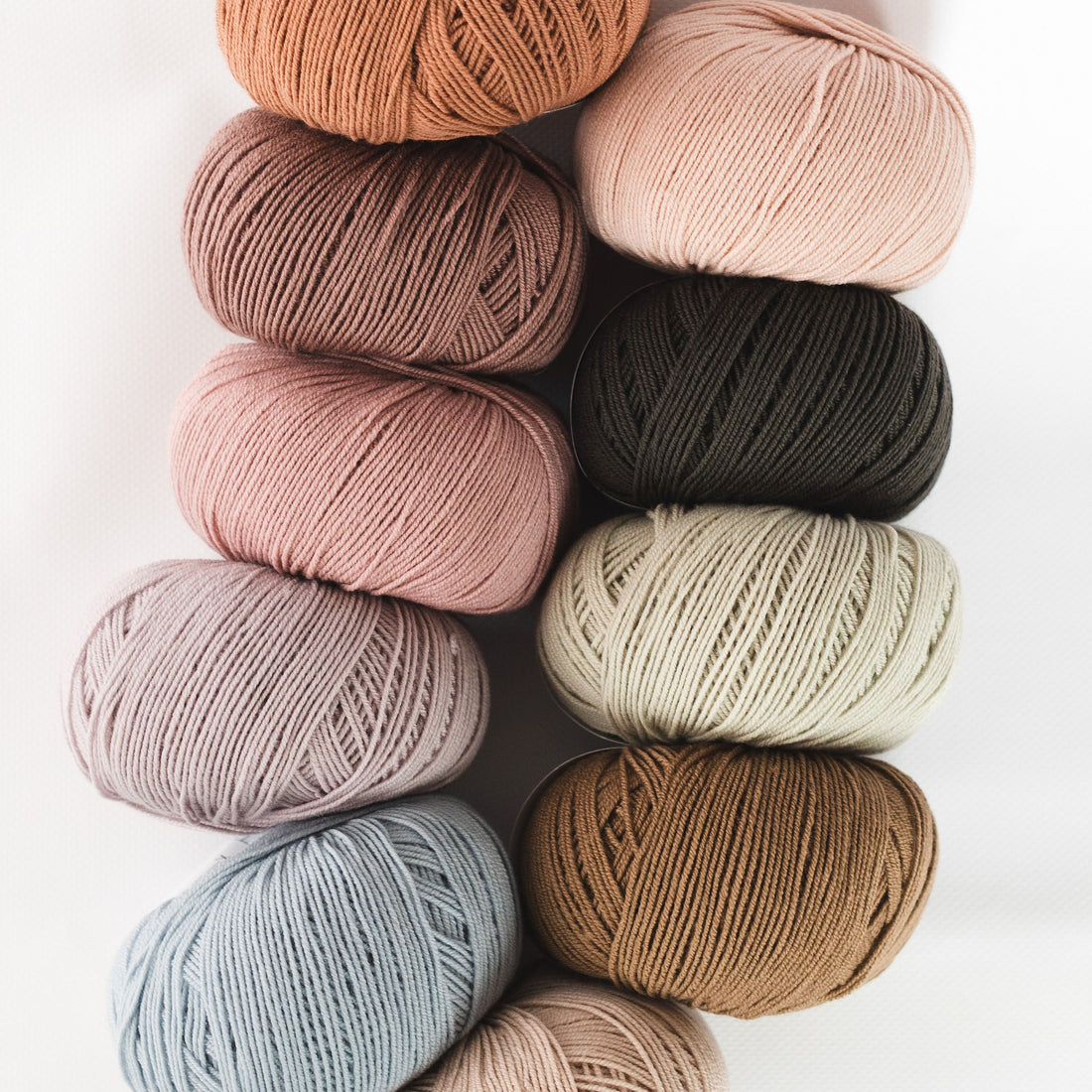 About the KNITS colours