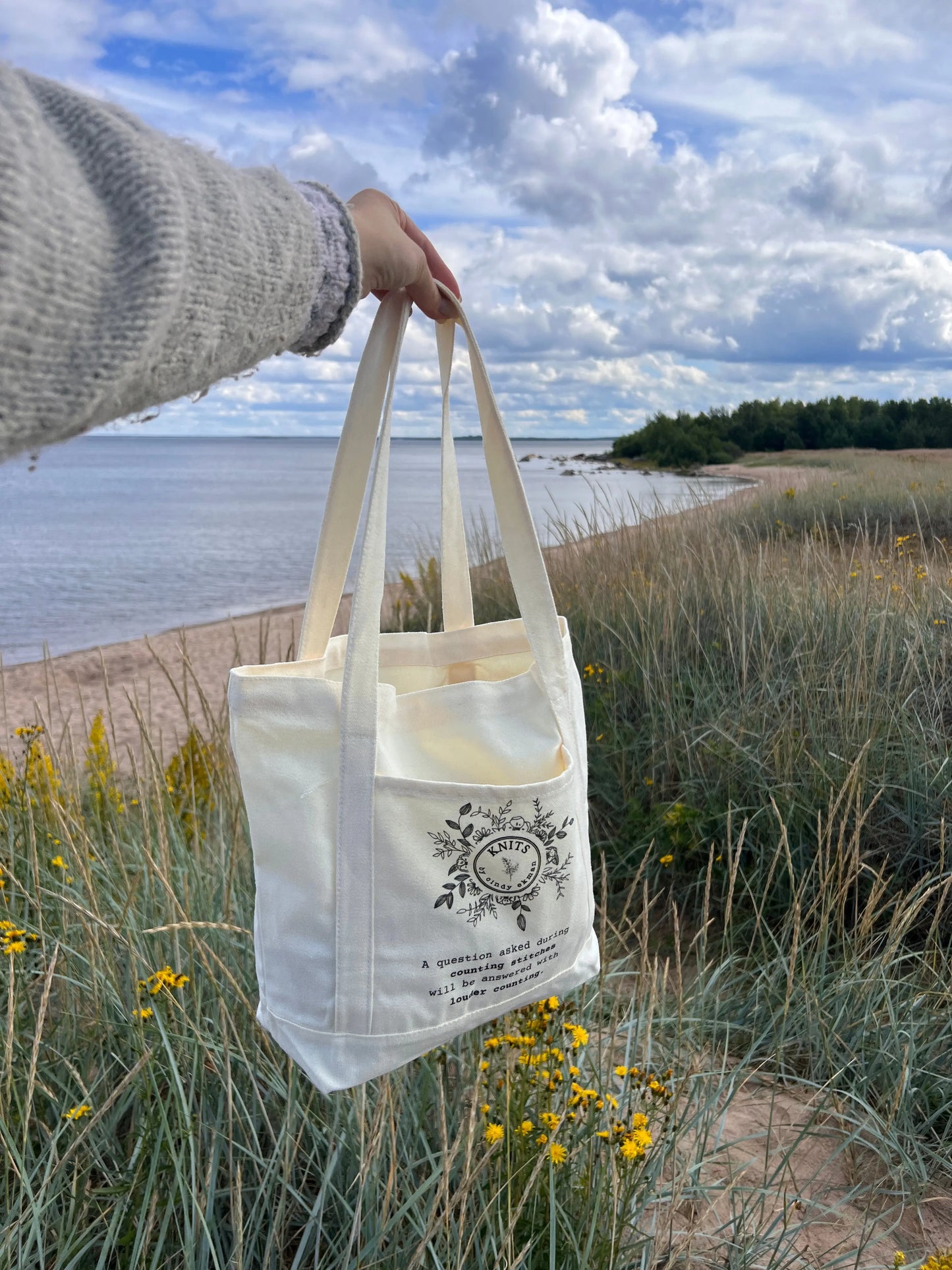 The KNITS tote bag KNITS by cindy ekman