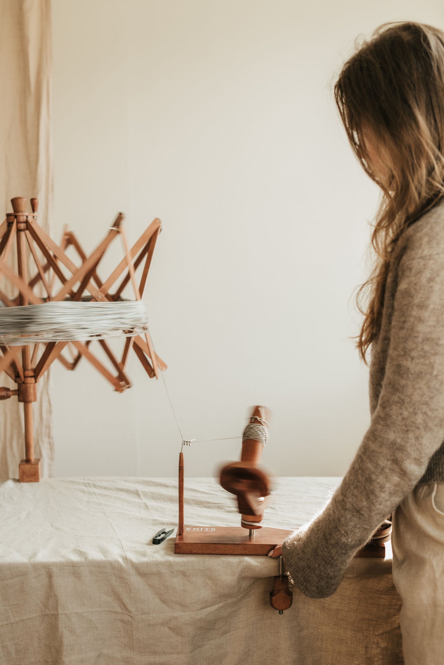 Yarn ball winder
