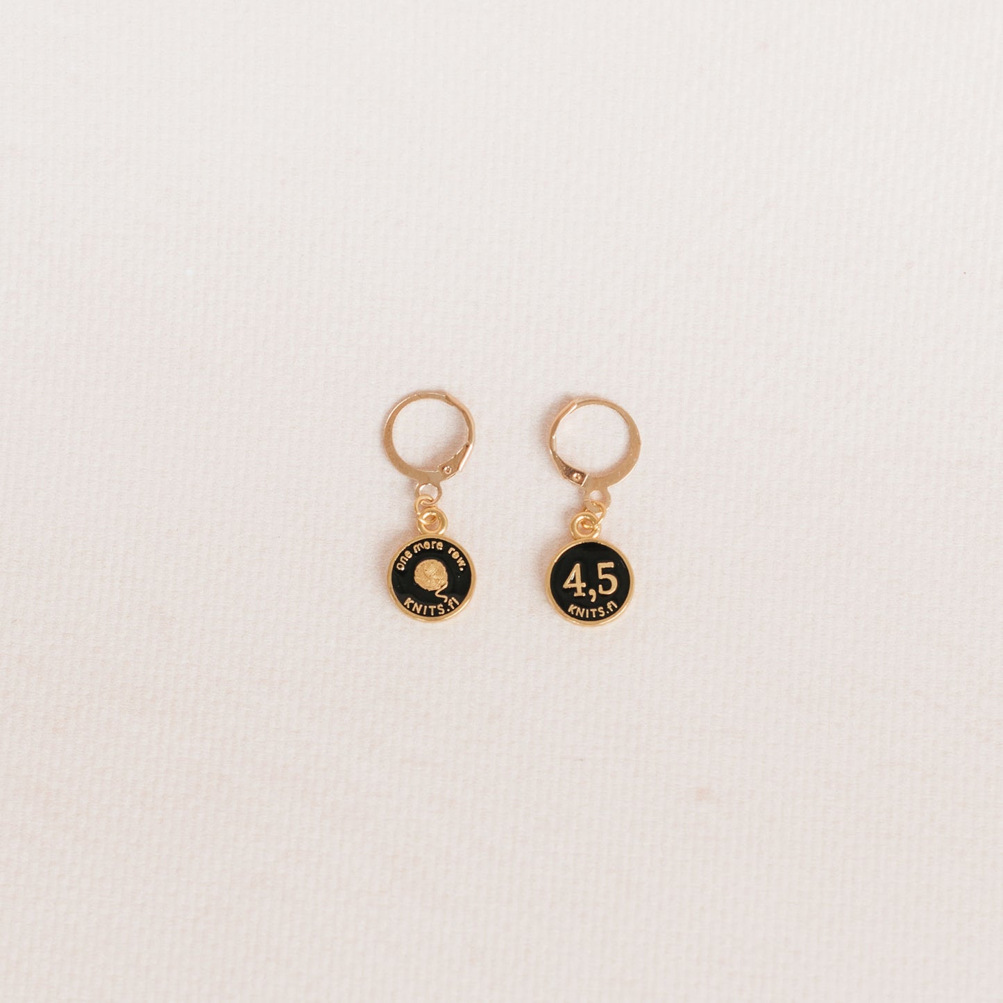 Size knitting markers