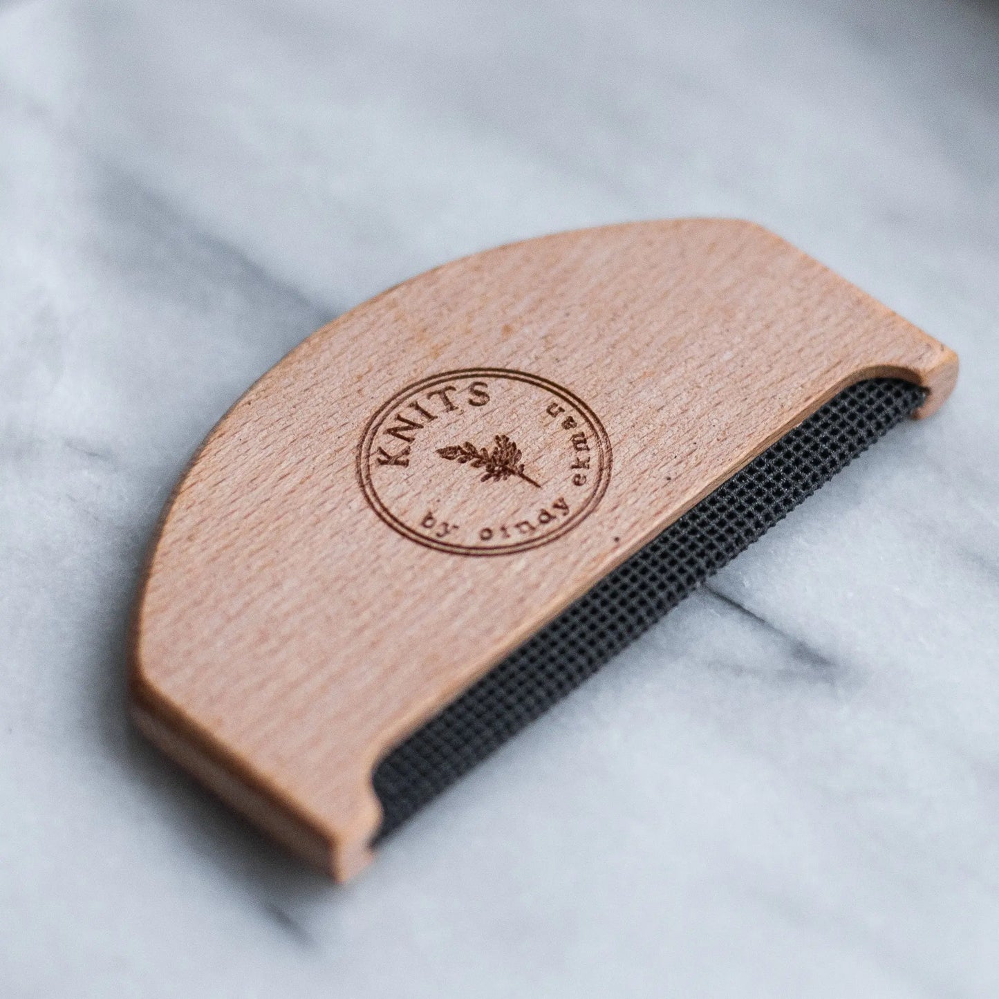 Lint remover comb KNITS by cindy ekman