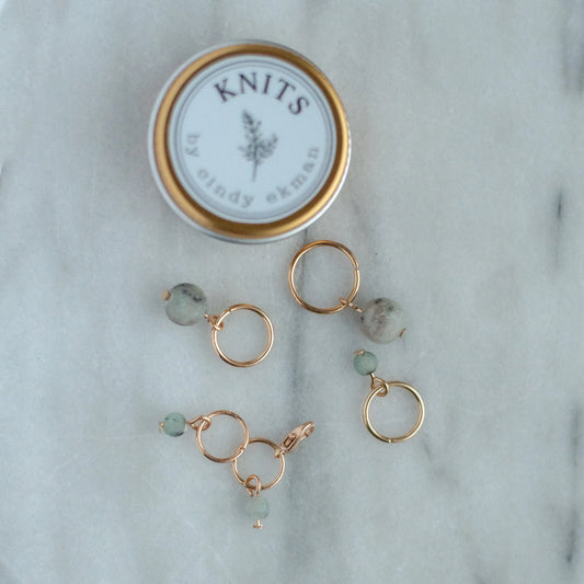 Pearls set - dusty green KNITS by cindy ekman