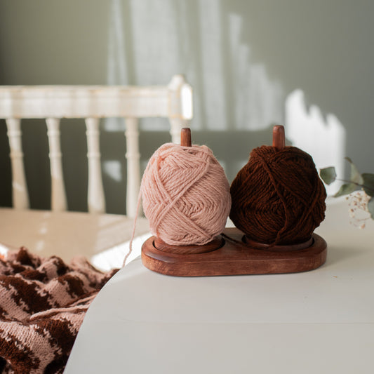 Product launch: The spinning yarnholder - twin