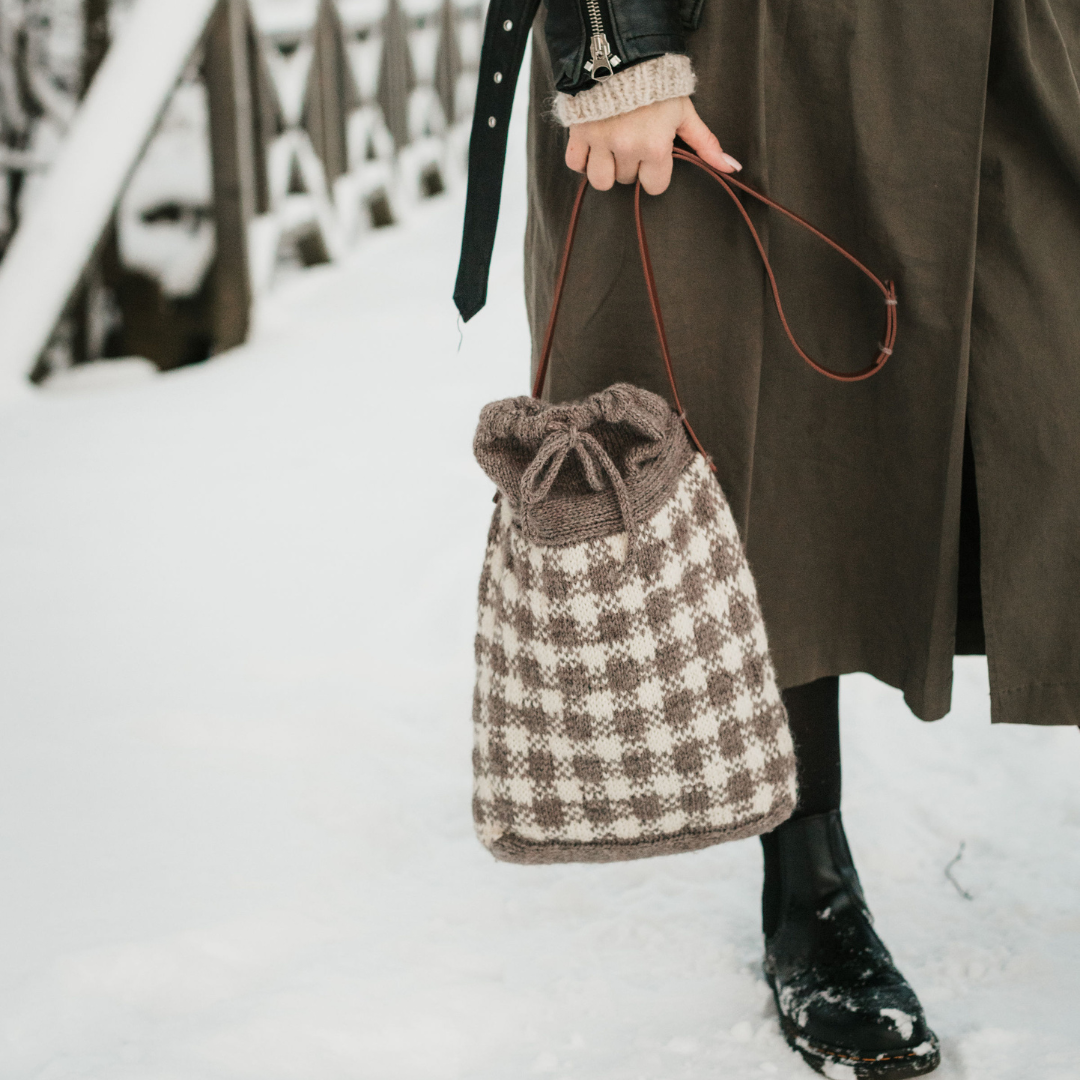 Check your back bag - knitting pattern