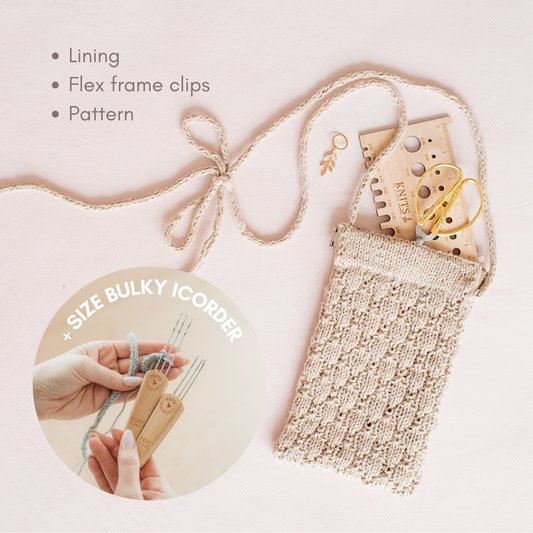 Knitted pouch pattern