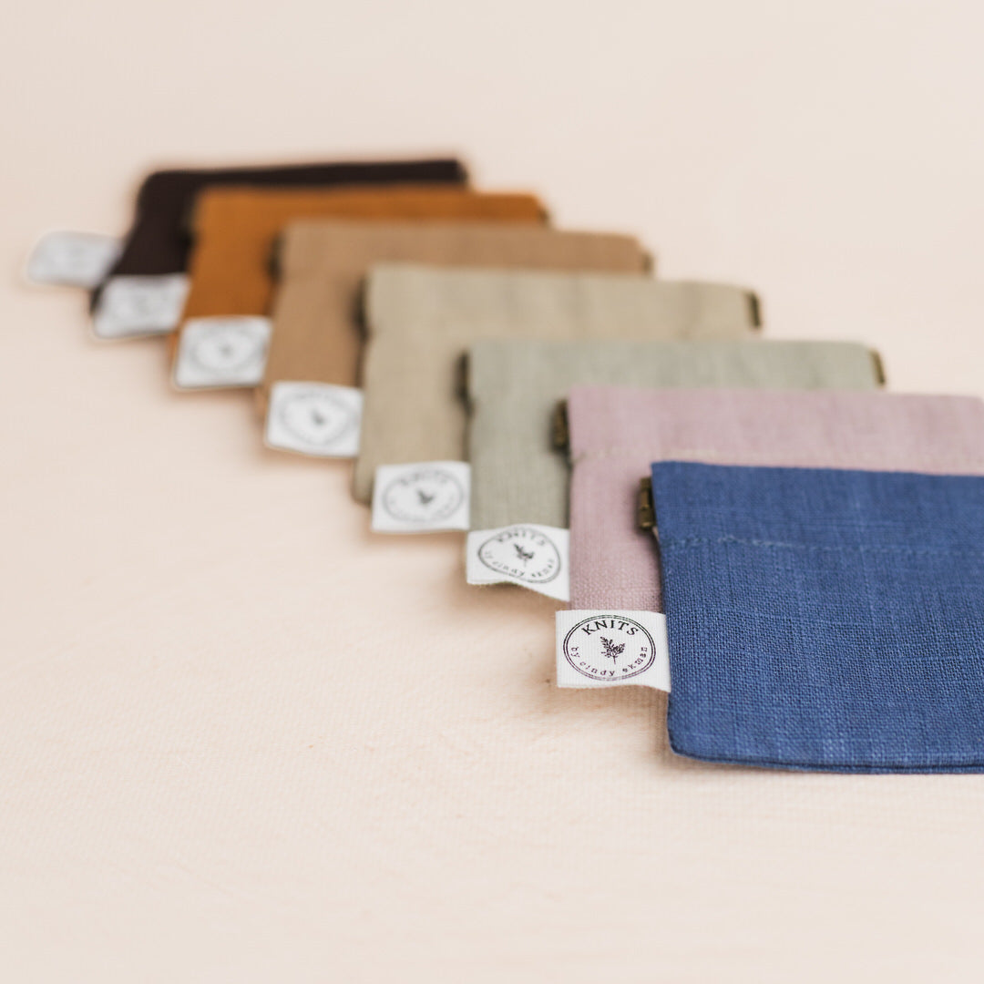 The KNITS push pouch storage bag for knitters