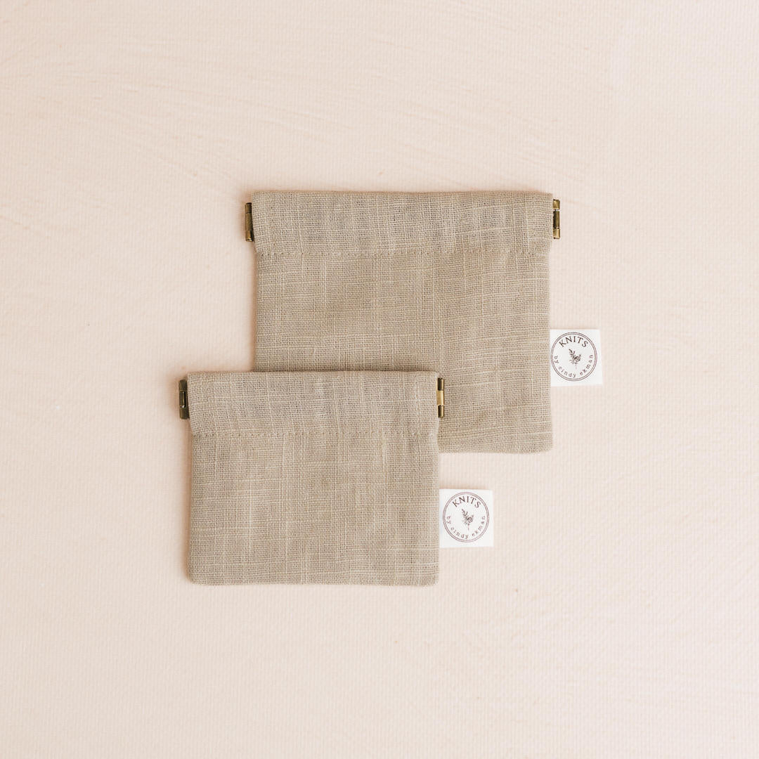 The KNITS push pouch storage bag for knitters