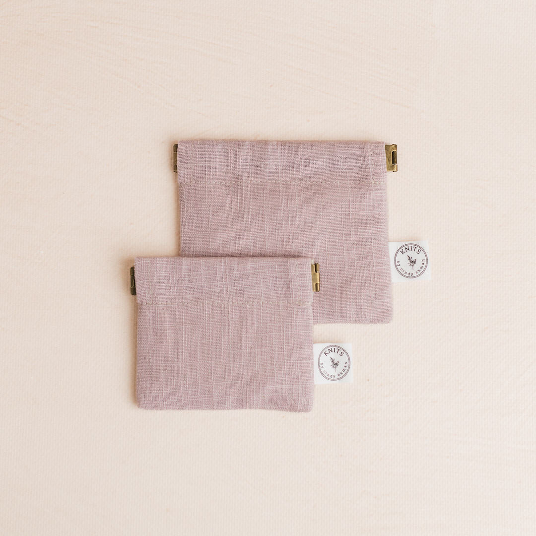 The KNITS push pouch storage bag for knitters