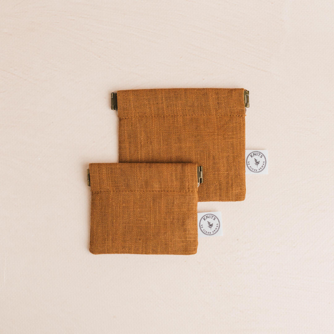 The KNITS push pouch storage bag for knitters