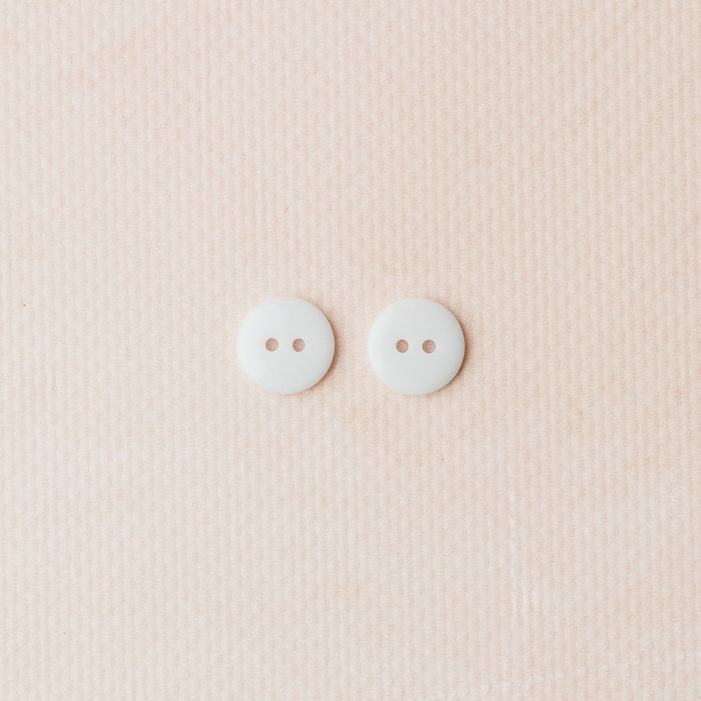 Resin buttons