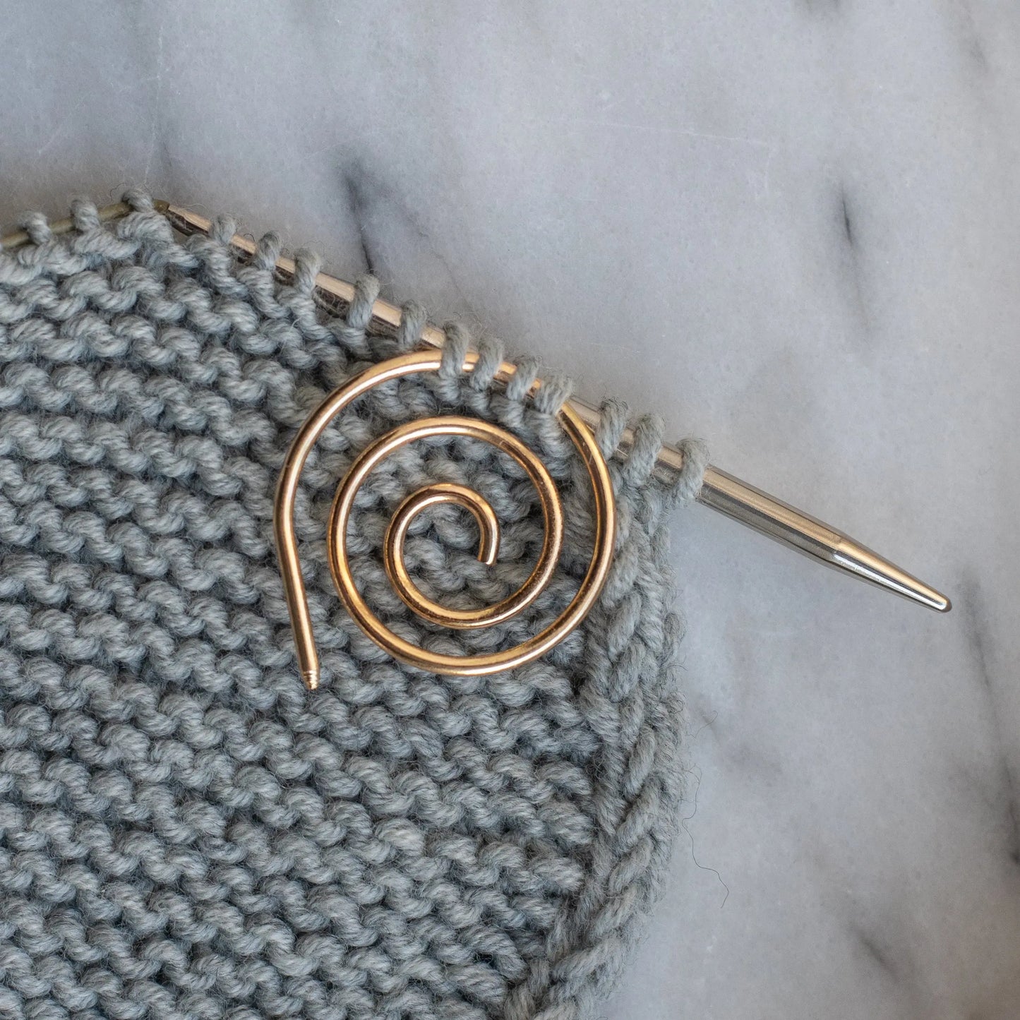 Spiral helping needle KNITS by cindy ekman